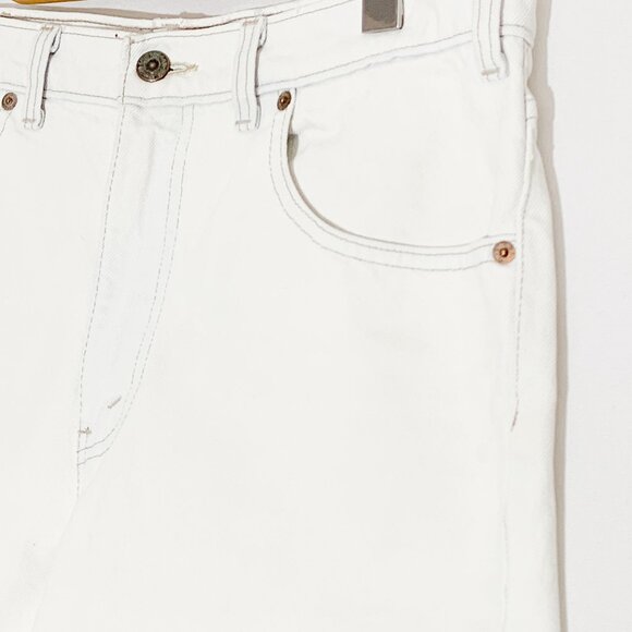 Vintage Levi's Faded Denim Shorts - Picture 9 of 10